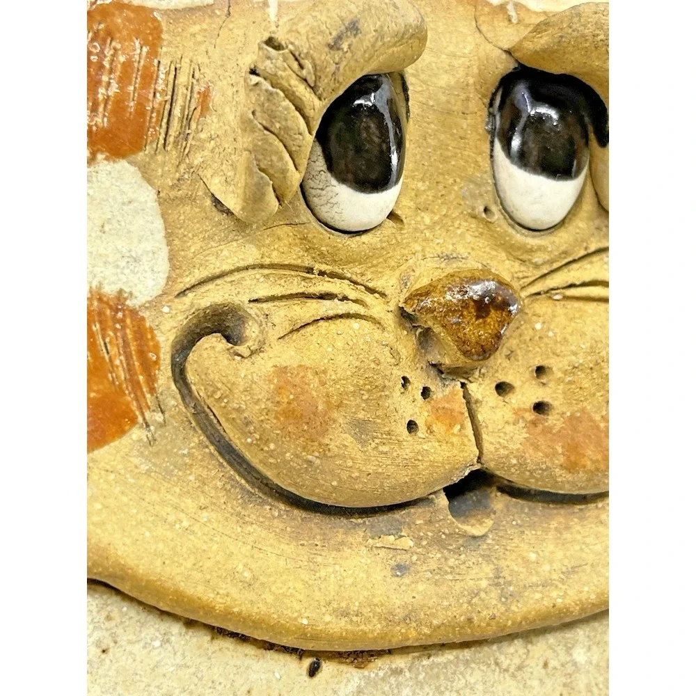 VTG Handmade Pottery Folk Art Tabby Cat Kitten Primitive Clock Rare